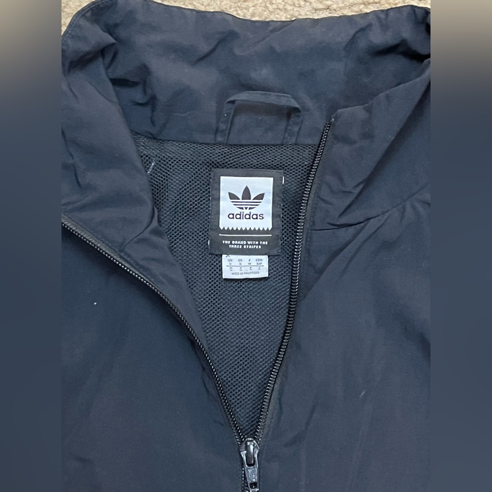 Adidas Windbreaker Jacket - Picture 5 of 9